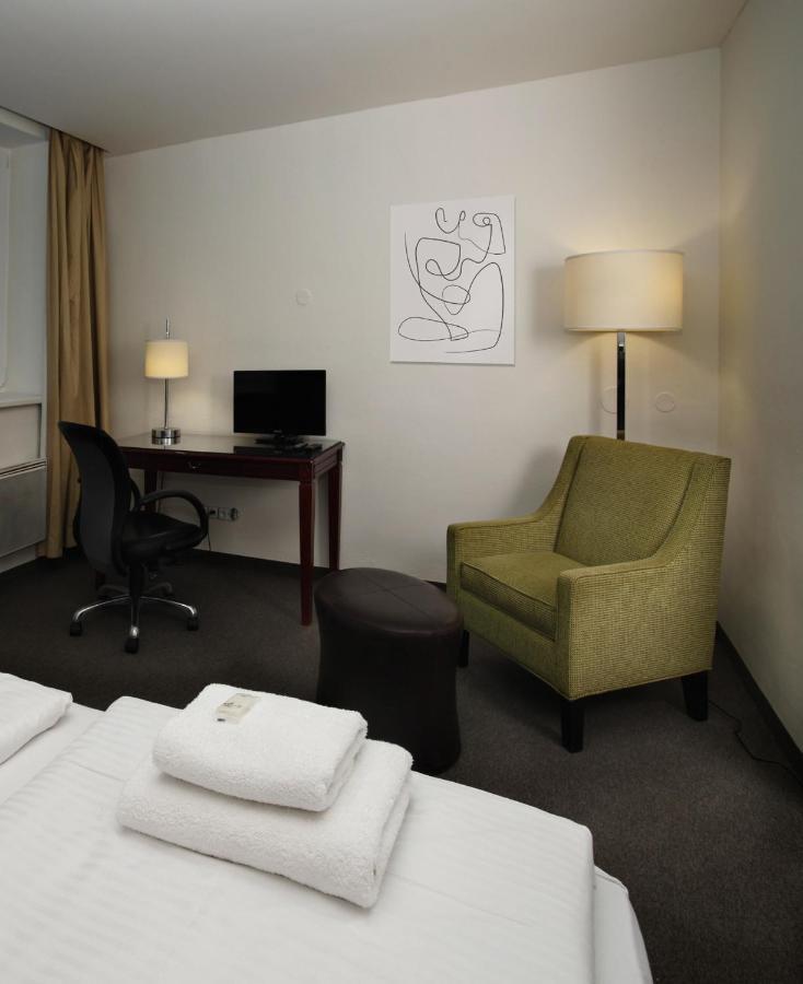 Hotel Petrovy Kameny Karlova Studánka Esterno foto
