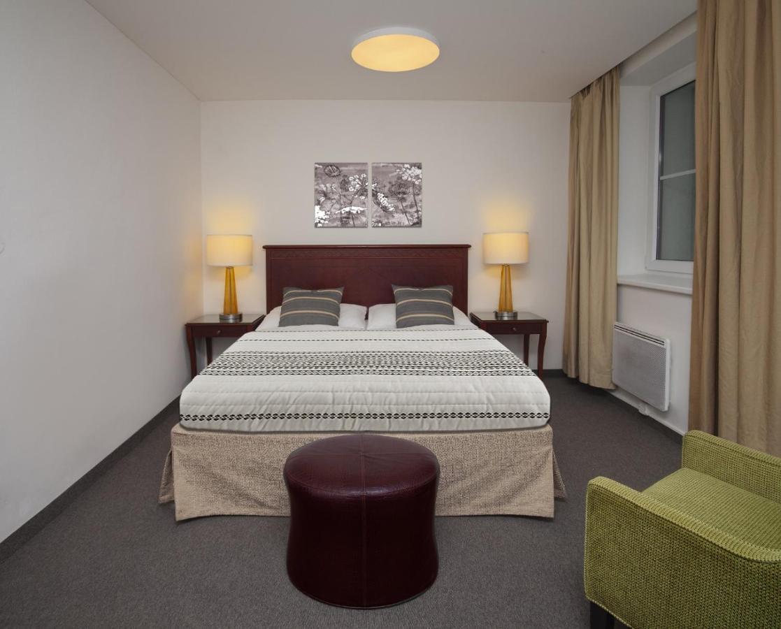 Hotel Petrovy Kameny Karlova Studánka Esterno foto