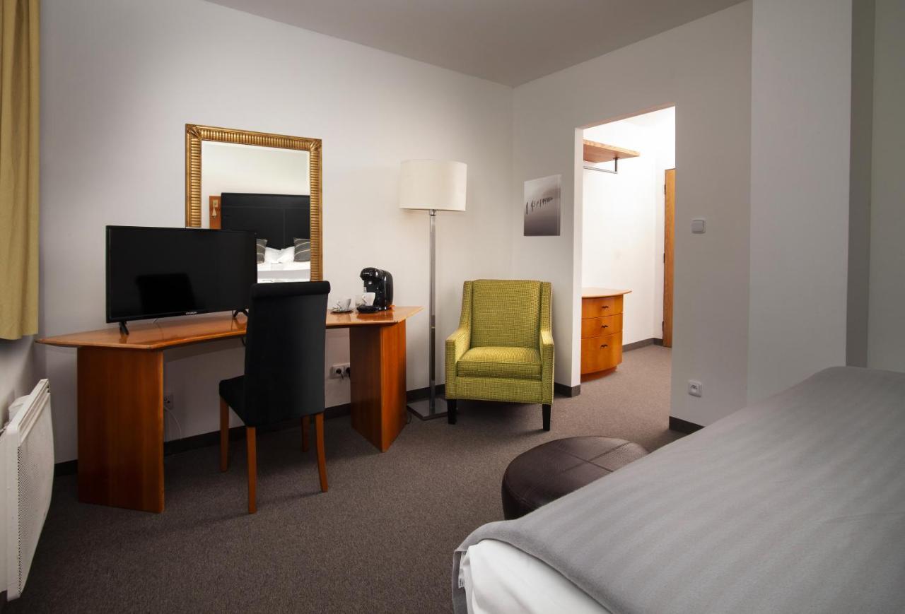 Hotel Petrovy Kameny Karlova Studánka Esterno foto