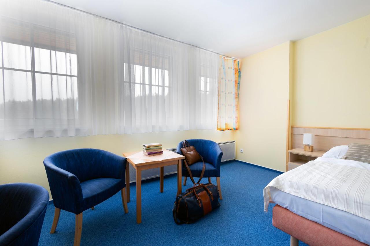 Hotel Petrovy Kameny Karlova Studánka Esterno foto