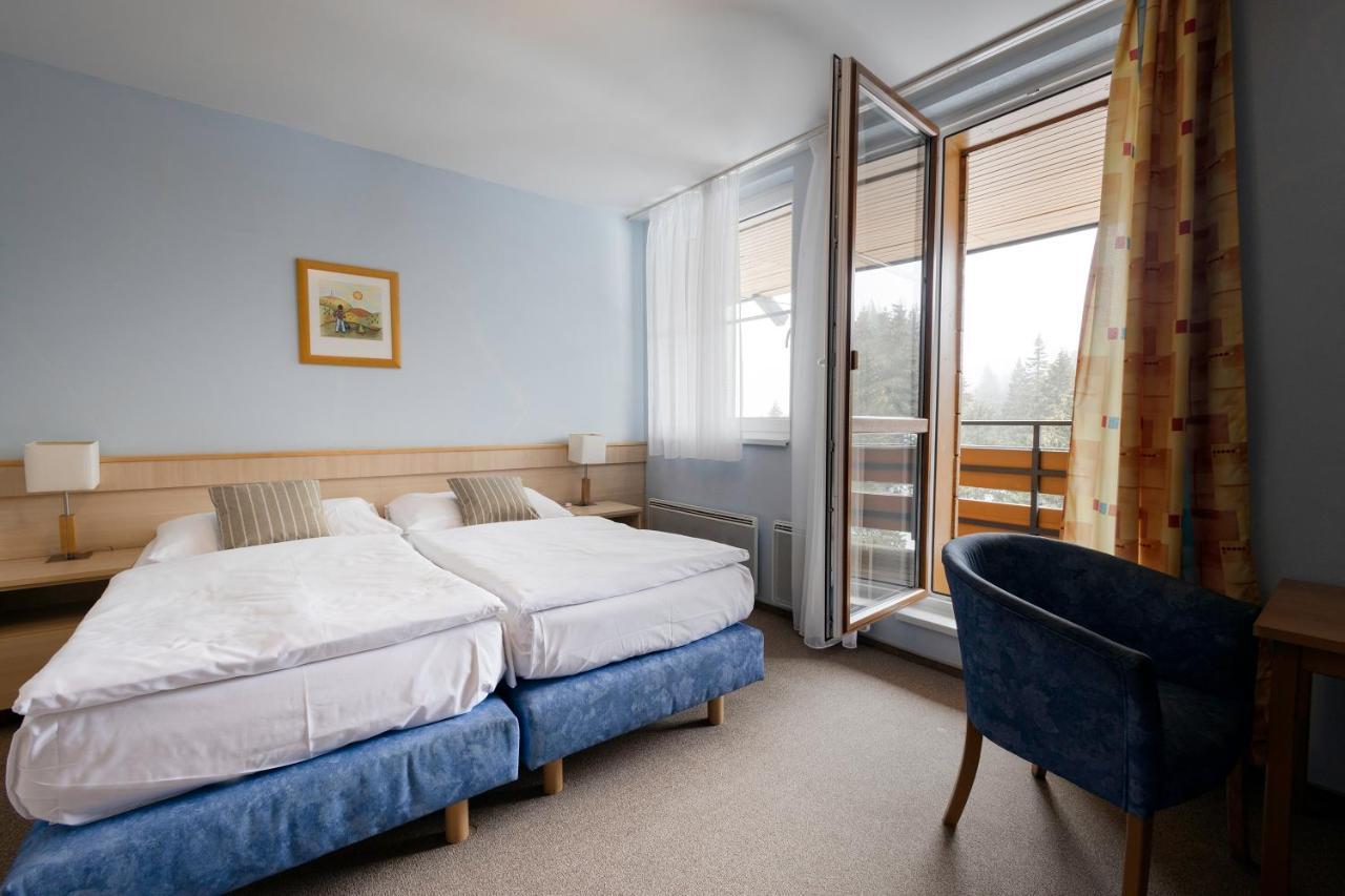 Hotel Petrovy Kameny Karlova Studánka Esterno foto